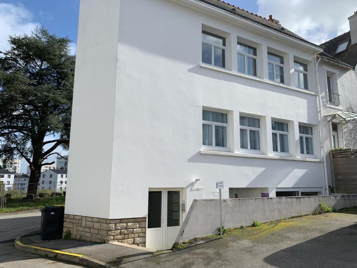 Appartement De Gout T3 42M2 Residence Calme Privee Avec Parking Au Centre De Vannes Exterior foto